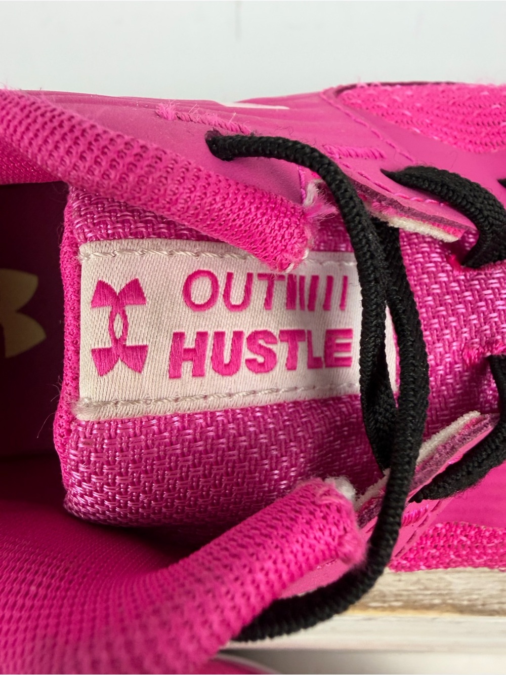 Under Armour Kids' Outhustle AC Running Shoes size 3Y - Picture 13 of 14